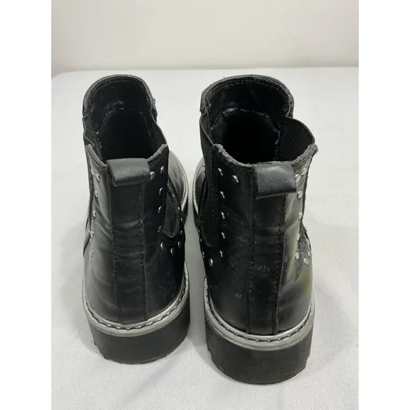 Girls Wonder Nation 4 Pull On Black Studded Chunky Heel Bootie - Picture 5 of 10
